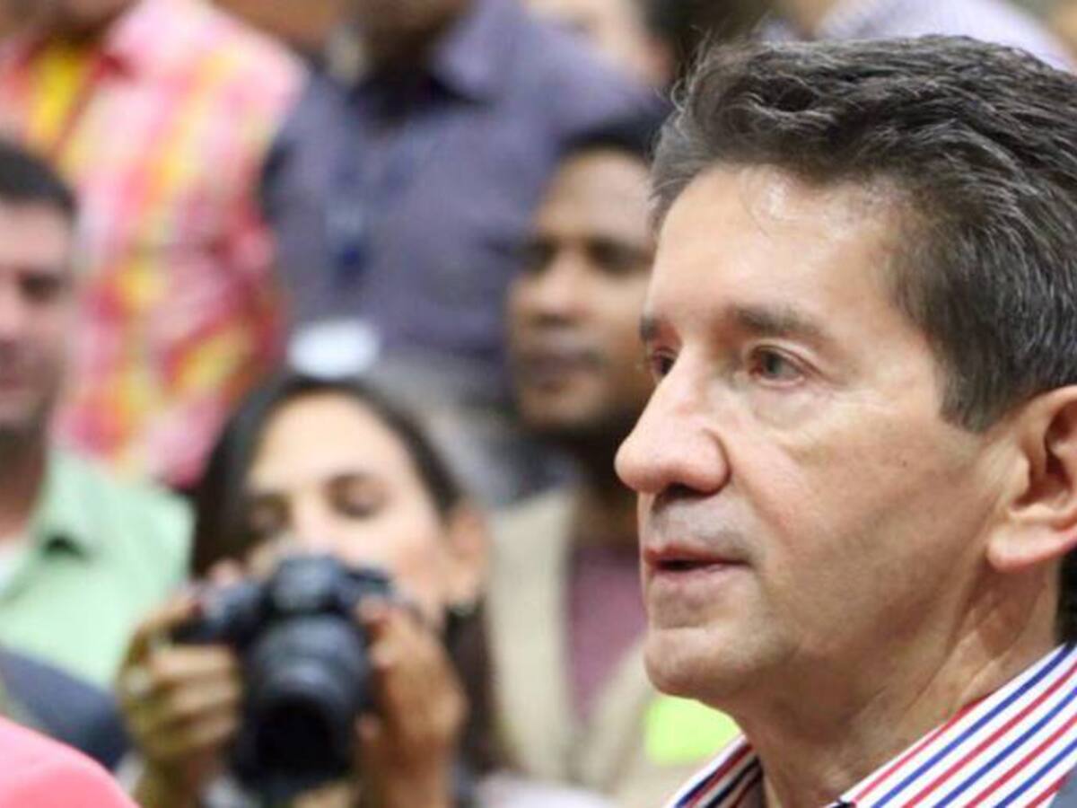 Piden en reforma tributaria se ordene a los más ricos devolver exenciones