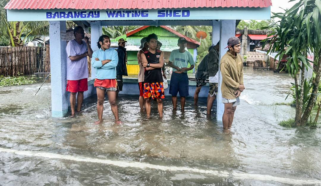 Inundaciones en algunos puntos de Filipinas por la llegada del Tifón Rai.      Foto: Getty 