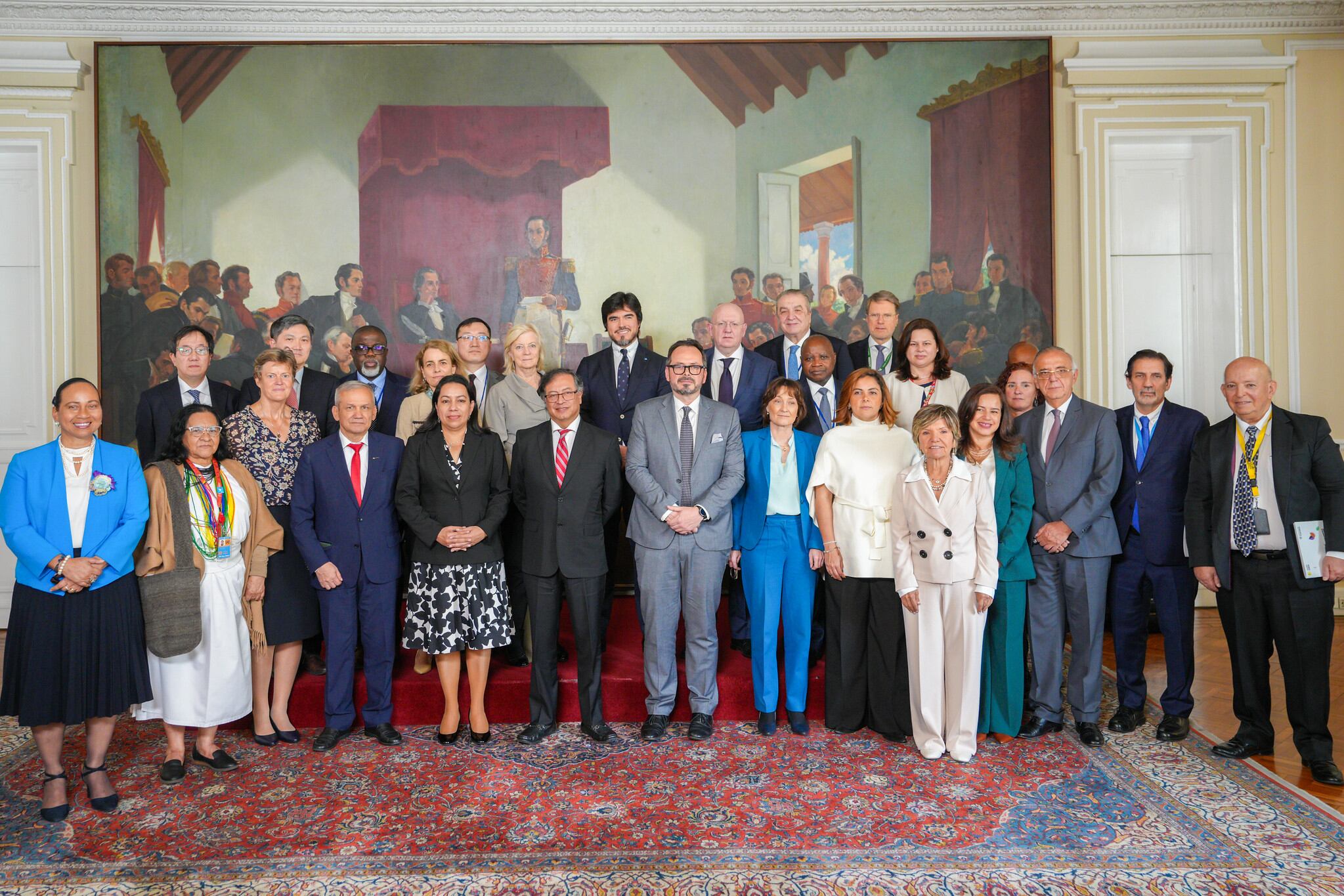 Reunión del presidente Gustavo Petro con delegados del Consejo de Seguridad de la ONU para evaluar los avances en la implementación del acuerdo de paz.