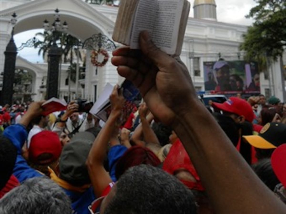 Cancilleres del ALBA y Petrocaribe ratifican su respaldo incondicional a Hugo Chávez