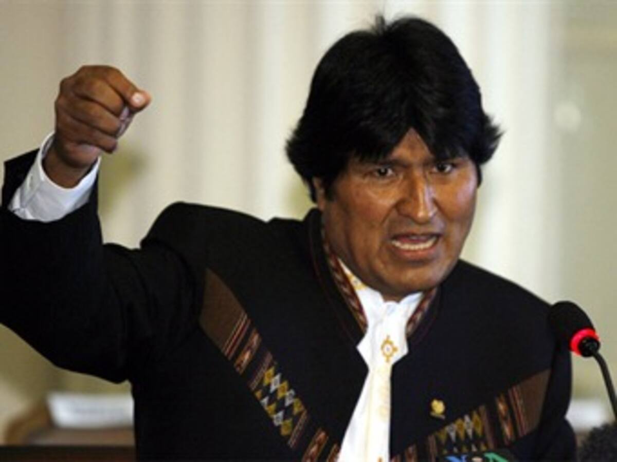 Evo Morales acusa a EEUU de 'chuzarle' el teléfono