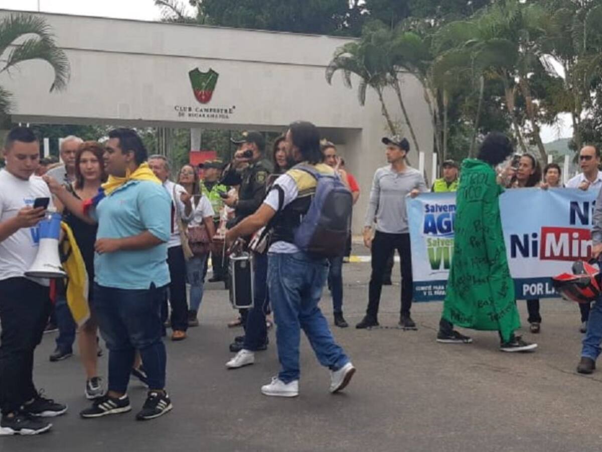 VIDEO: Protestan en Club Campestre