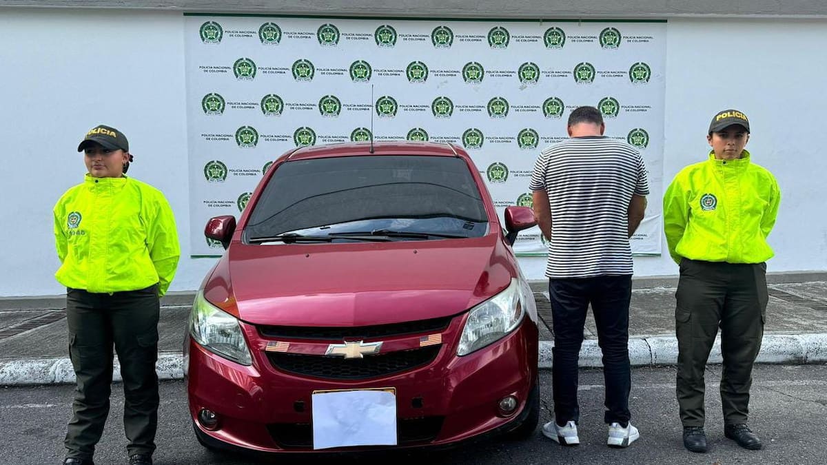 En Ibagué recuperan un carro robado en Copacabana, Antioquia