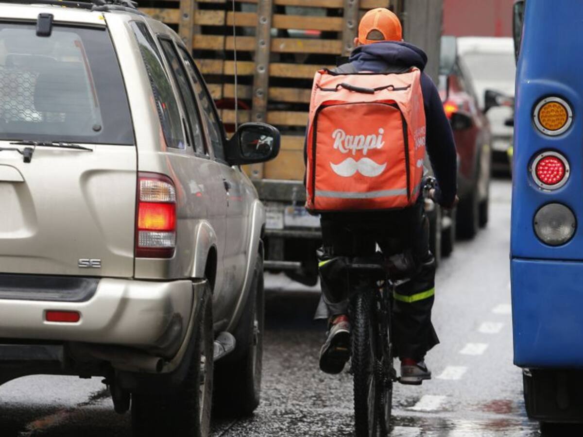 Rappi responsabiliza a 'rappitenderos' por entregar licor a menores