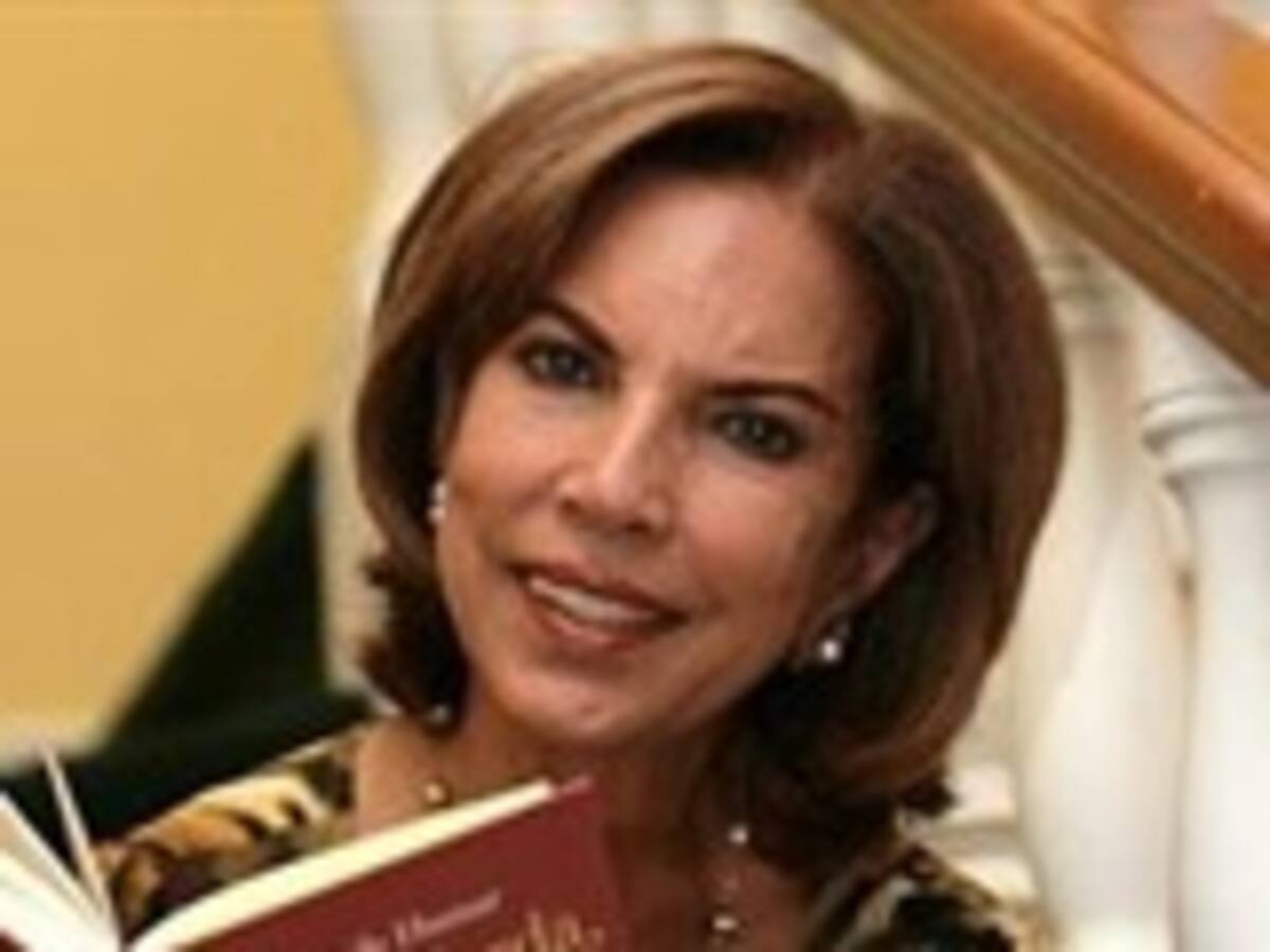 Después de los 55, a los hombres solo se les para el corazón, asegura en su nuevo libro la actriz Yamile Humar