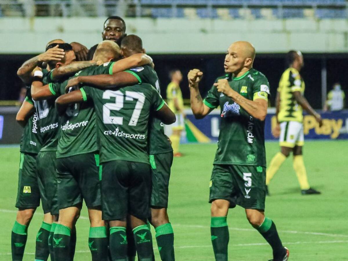 Bucaramanga venció a un golpeado Alianza y escaló en la tabla de la Liga