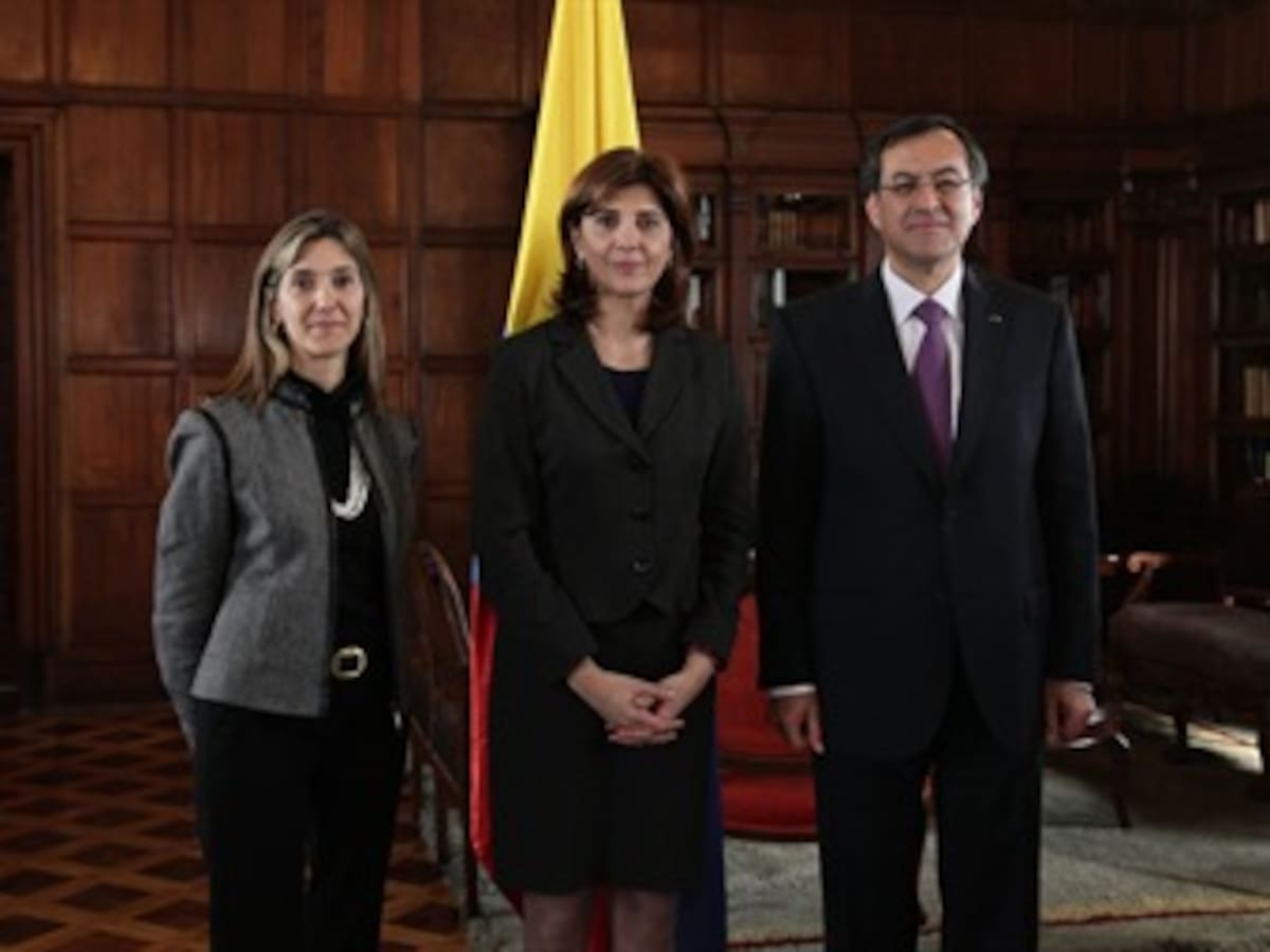 Canciller posesionó a nuevos viceministros