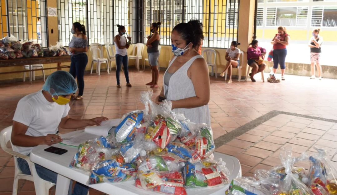 Paro “bloquea” entrega del PAE en el Huila