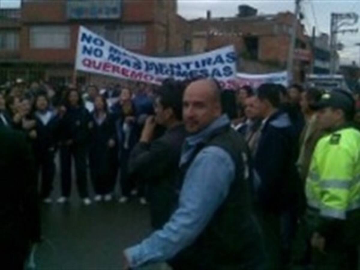 Bloqueada la vía al Llano en Usme