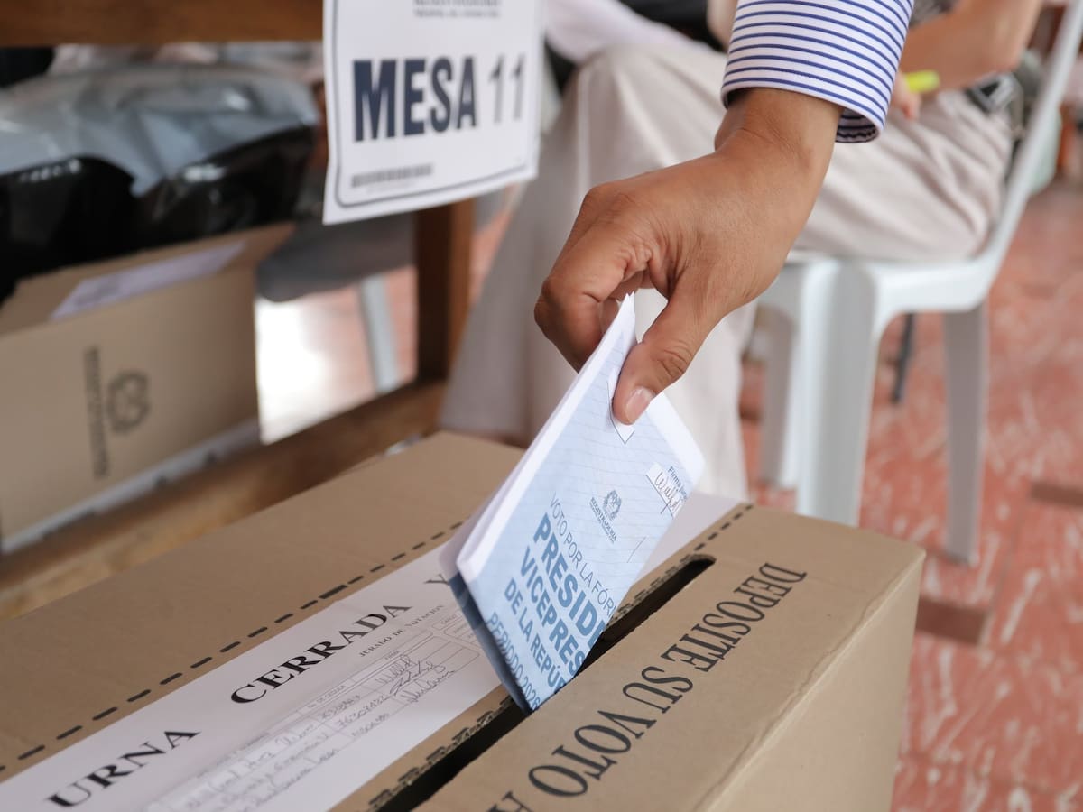 Iván Cepeda ganó en el Cauca; De la Espriella fue segundo en jornada de alta participación