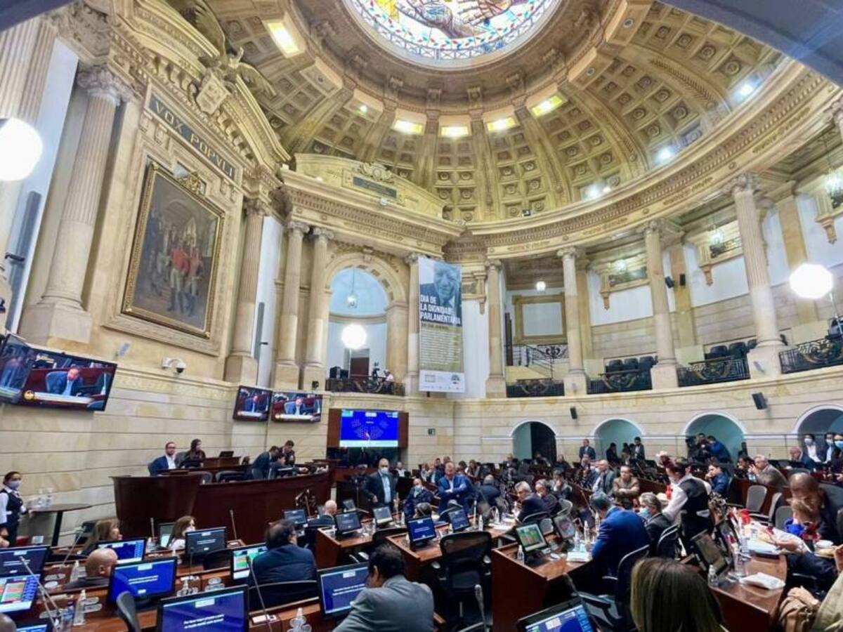 Gobierno convocó a sesiones extras al Congreso de la República