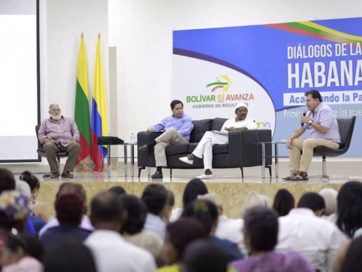 Gobierno invita al diálogo al Centro Democrático después del plebiscito