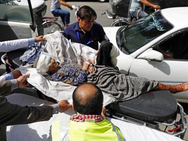 Atentado en Kabul deja más de 90 heridos