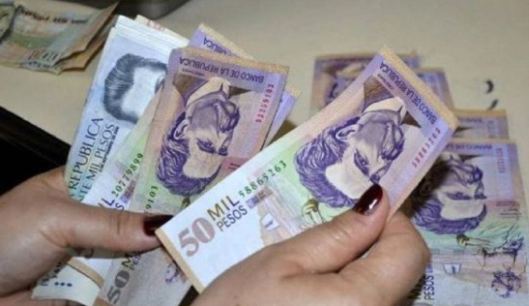 Empresarios celebran apertura en Venezuela de cuentas bancarias en pesos