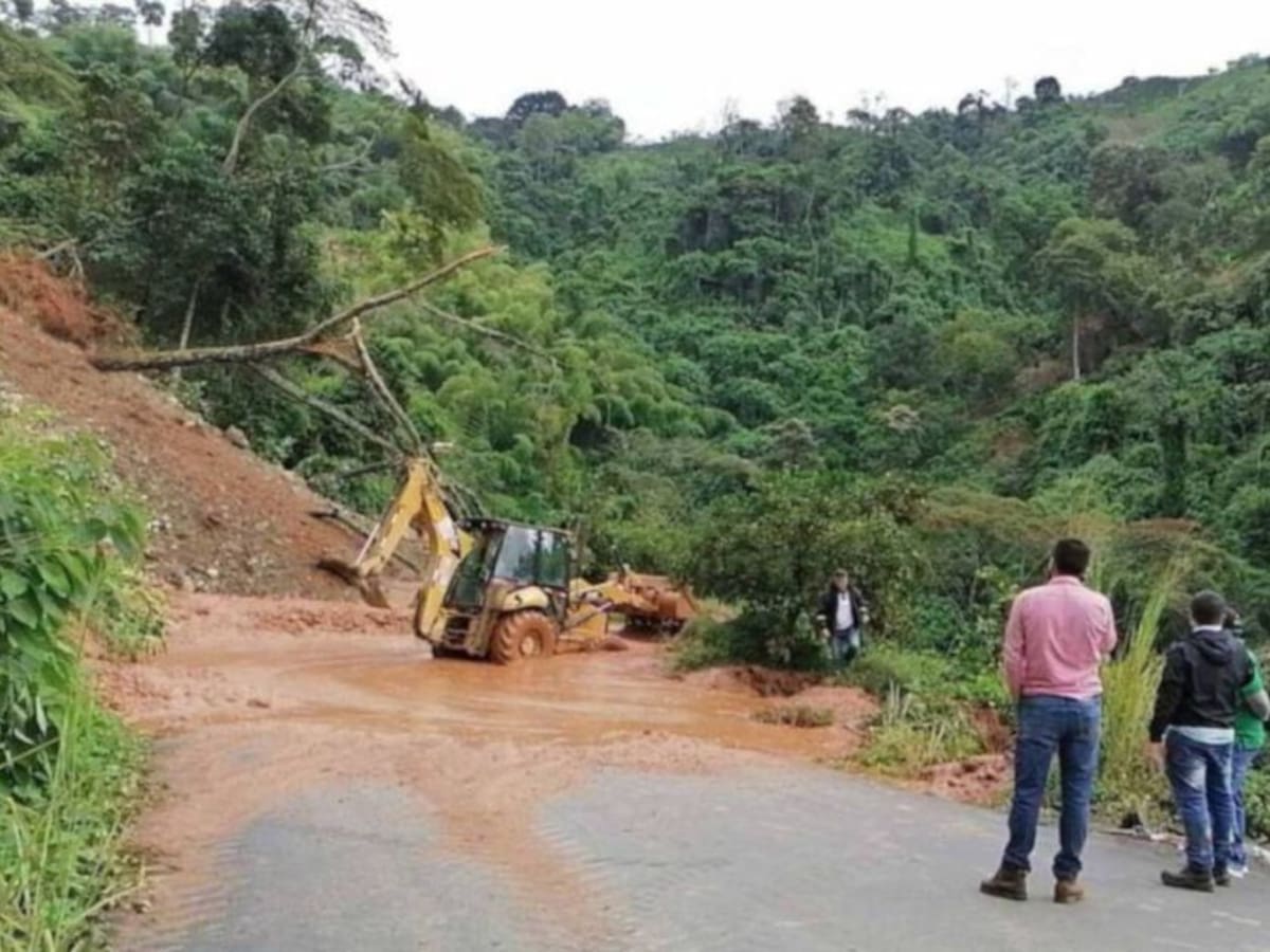 Habitantes de dos municipios de Risaralda están incomunicados