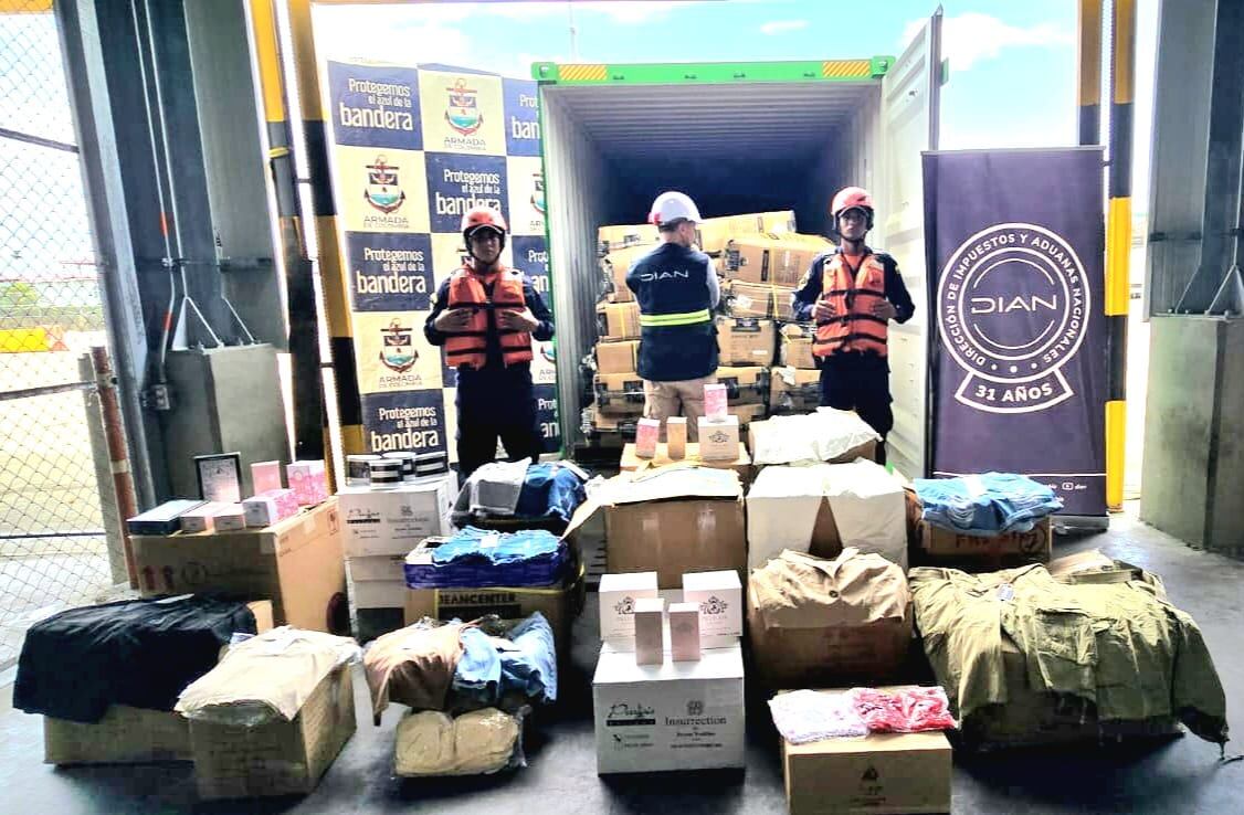 Descubren contenedor con 17 toneladas de contrabando en Buenaventura, Valle