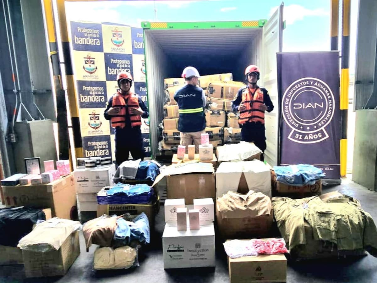 Descubren contenedor con 17 toneladas de contrabando en Buenaventura, Valle