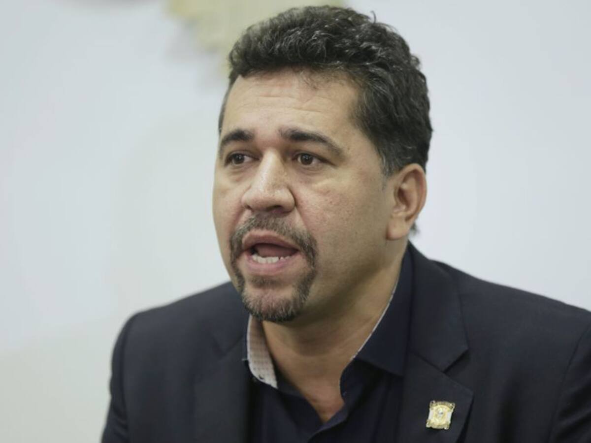 “Será su última reunión”, político y campaña de Petro reciben amenazas