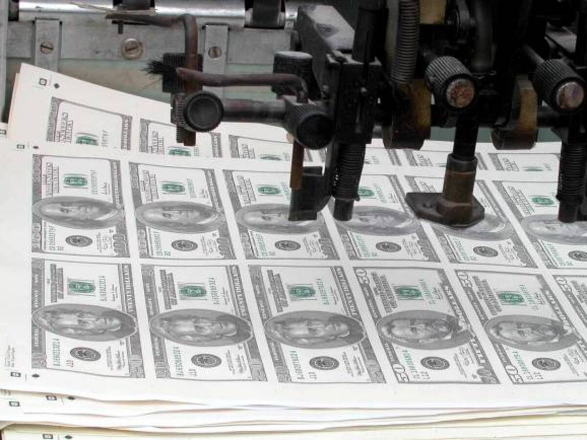 Dólar en Colombia podría concluir el 2015 por encima de los $3.300