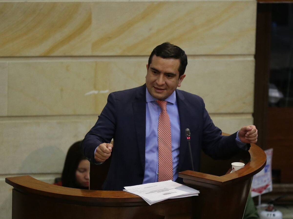 “No creo que todo sea una conspiración venezolana”: Edward Rodríguez sobre fallas en elecciones