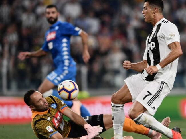 Ospina le ganó el duelo a Cristiano, pero Juventus venció al Napoli