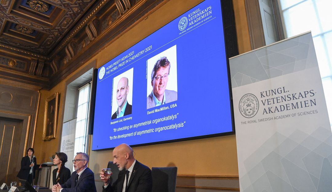 Premiación del Nobel de Química 2021.