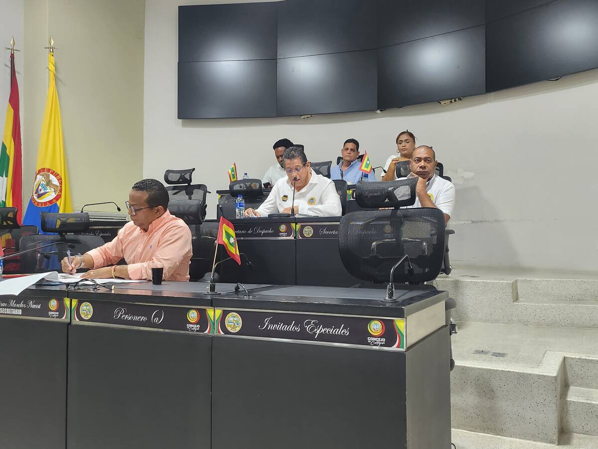Ante el Concejo DATT presenta metas para ordenamiento de la movilidad en 2025
