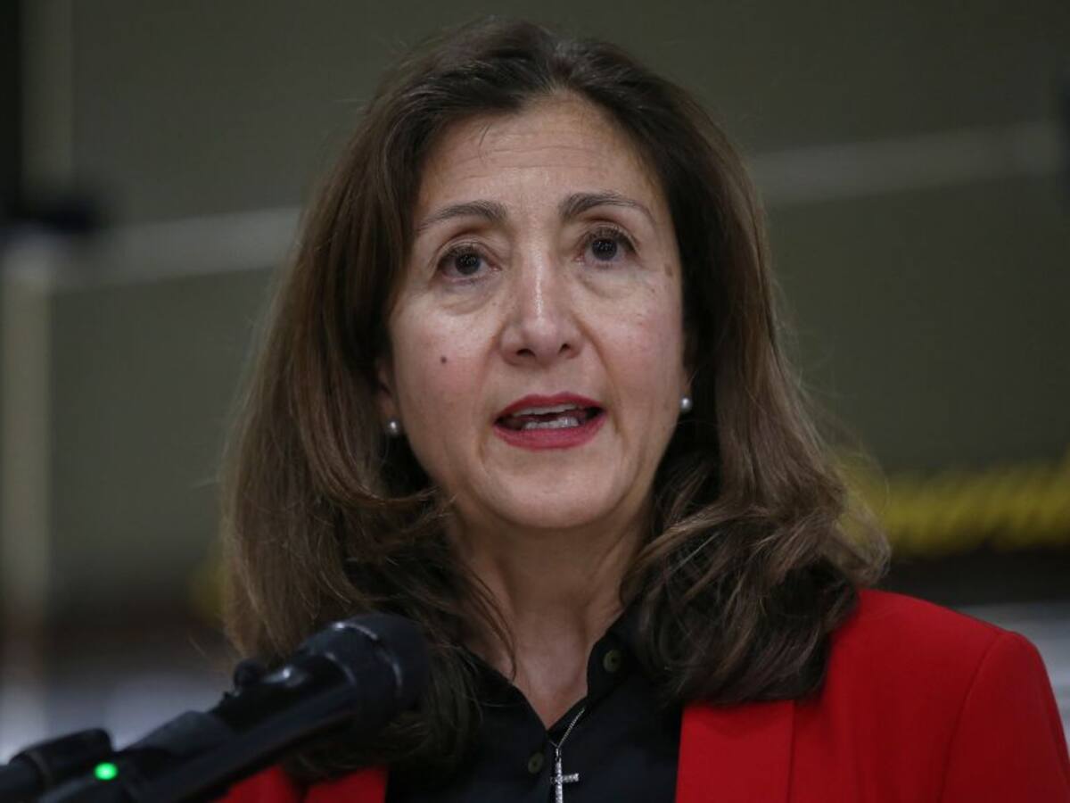 Ingrid Betancourt opinó de la suspensión del alcalde Daniel Quintero