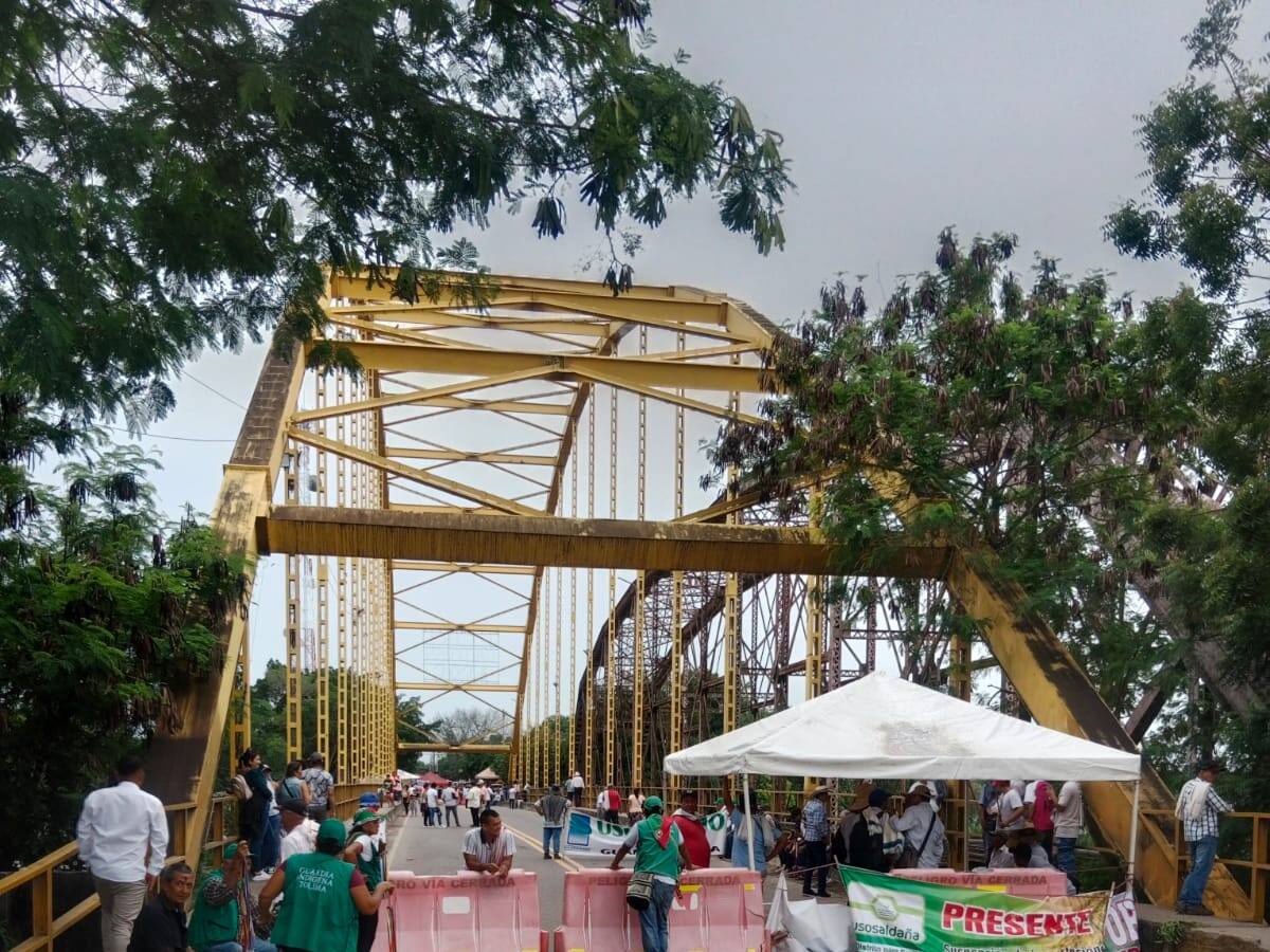 Decisión de bloqueo total de las vías se estaría tomando de manera autónoma