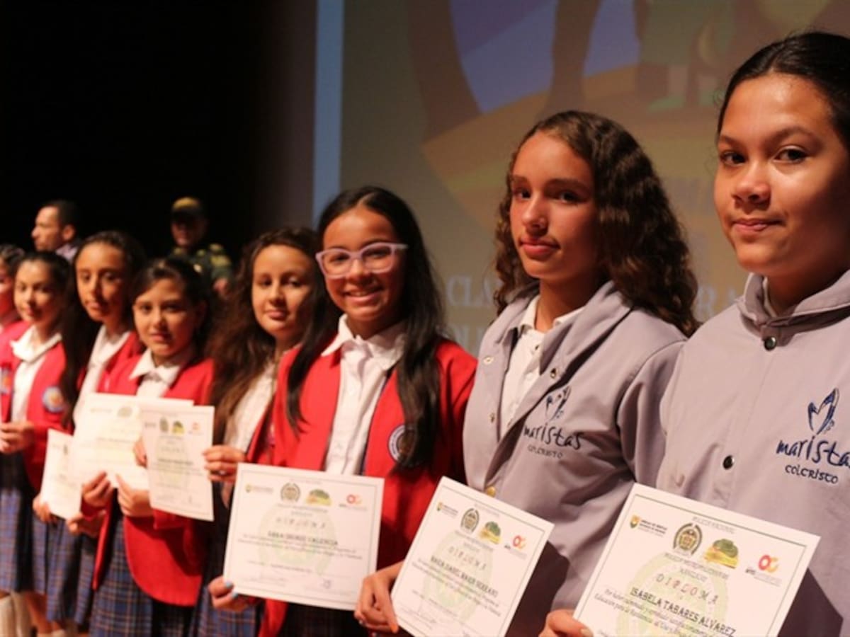 Manizales: con campañas de la Policía, buscan prevenir consumo de drogas en colegios