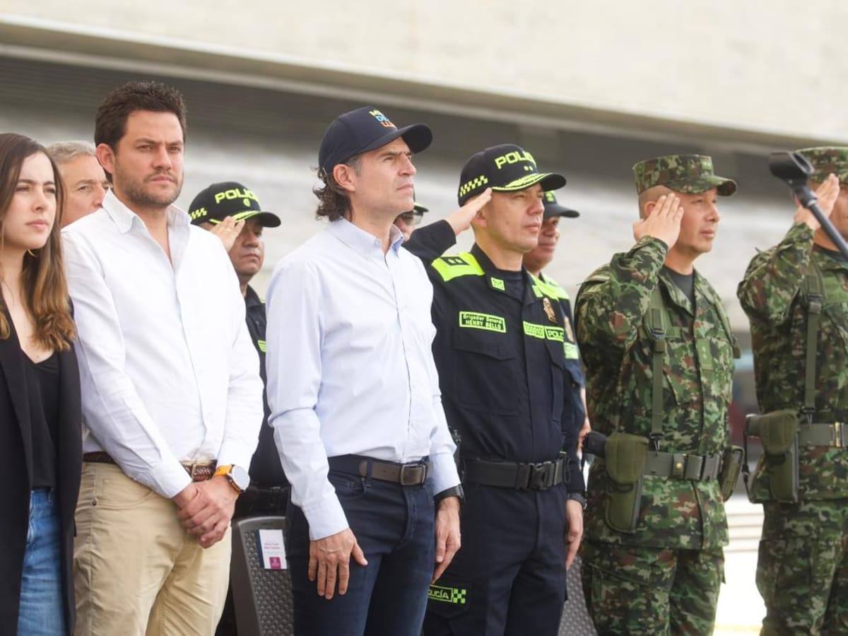 Alcaldía de Medellín anuncia nuevas tecnologías para luchar contra estructuras armadas