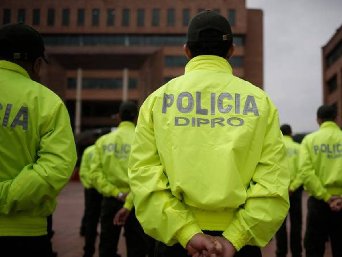 Policía retiró 398 esquemas de protección en el último año