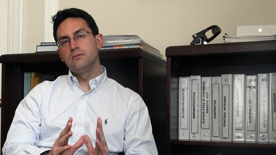 Camilo Enciso envió una carta a Aurelio Iragorri, presidente del Partido de la U, pidiéndole que revoque los avales cuestionados. Foto: Colprensa