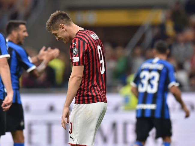 El Inter gana el derbi al Milán y sigue líder en la Seria A de Italia