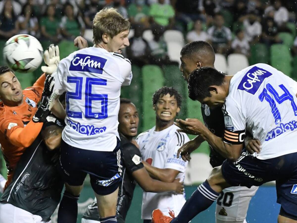 Millonarios aguantó con 10 hombres y empató en su visita a Cali