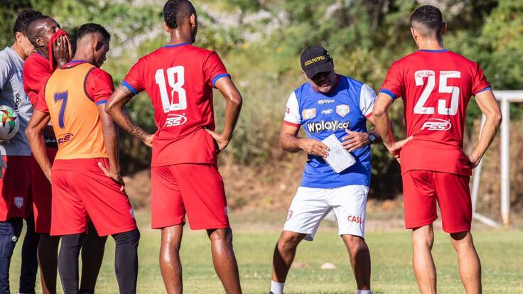 Carlos Silva: "Que investiguen y traigan al FBI, a los que quieran. Están en su derecho"