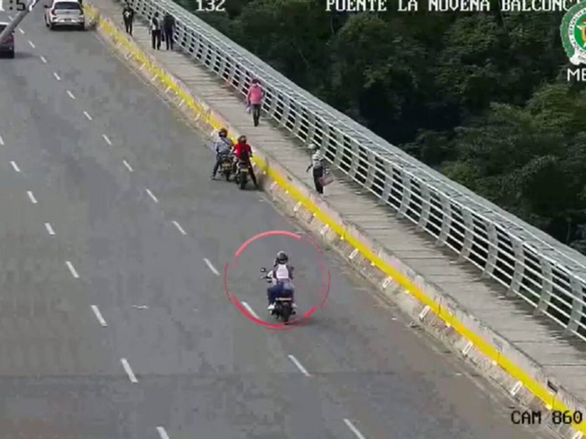 Policía captura a “motoladrones” en persecución de película