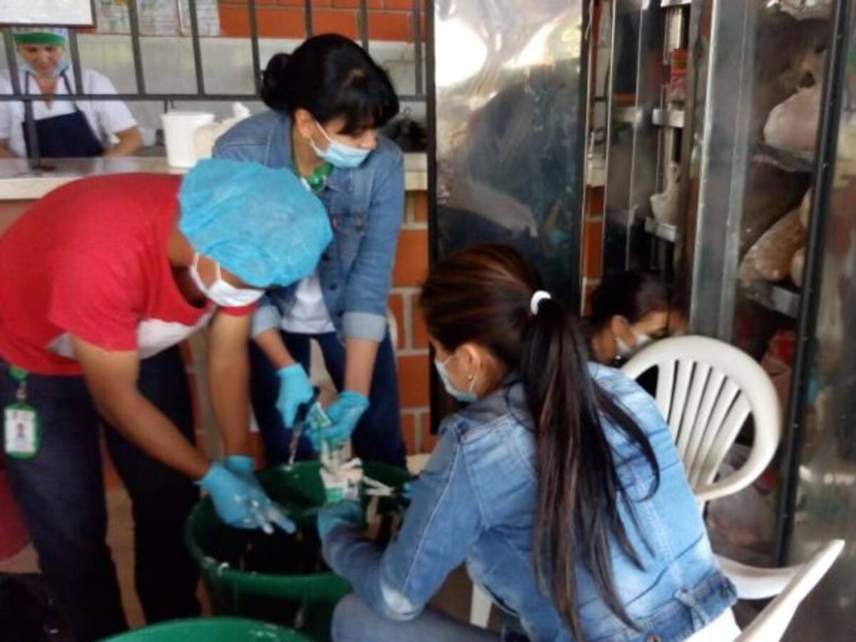 Polémica por hallazgo de alimentos vencidos en hogar de adulto mayor