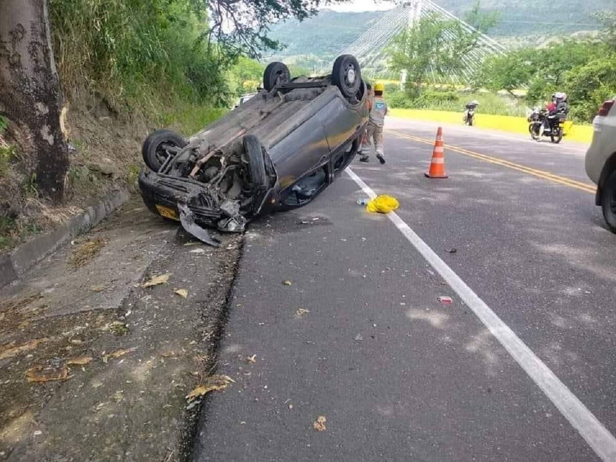 Aparatoso accidente de tránsito se registró en la vía Honda - La Dorada, Caldas