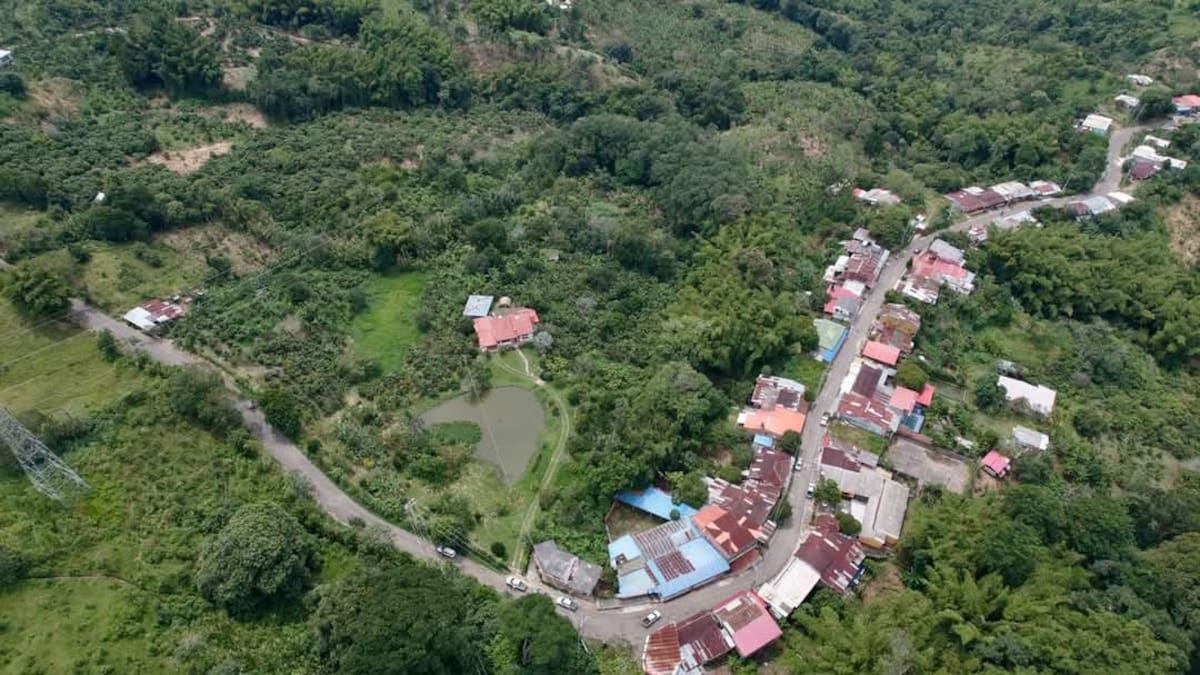 Recursos de regalías se destinarán al mejoramiento de la vía San Felipe-Falan-Palocabildo en Tolima
