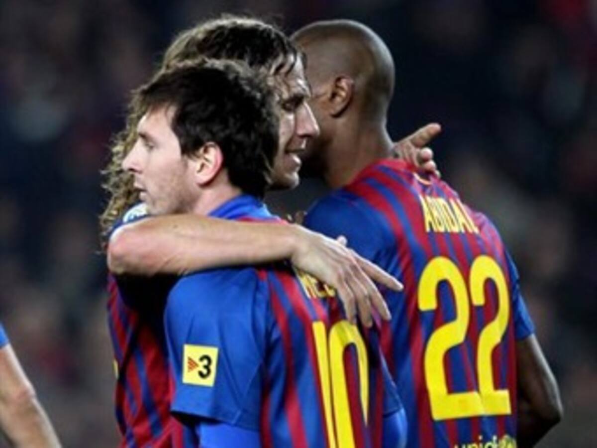 Barcelona gana y recorta distancia al Real Madrid