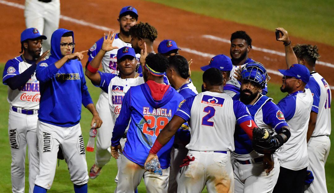 Caimanes de Colombia vs Gigantes del Cibao de República Dominicana en la Serie del Caribe 2022