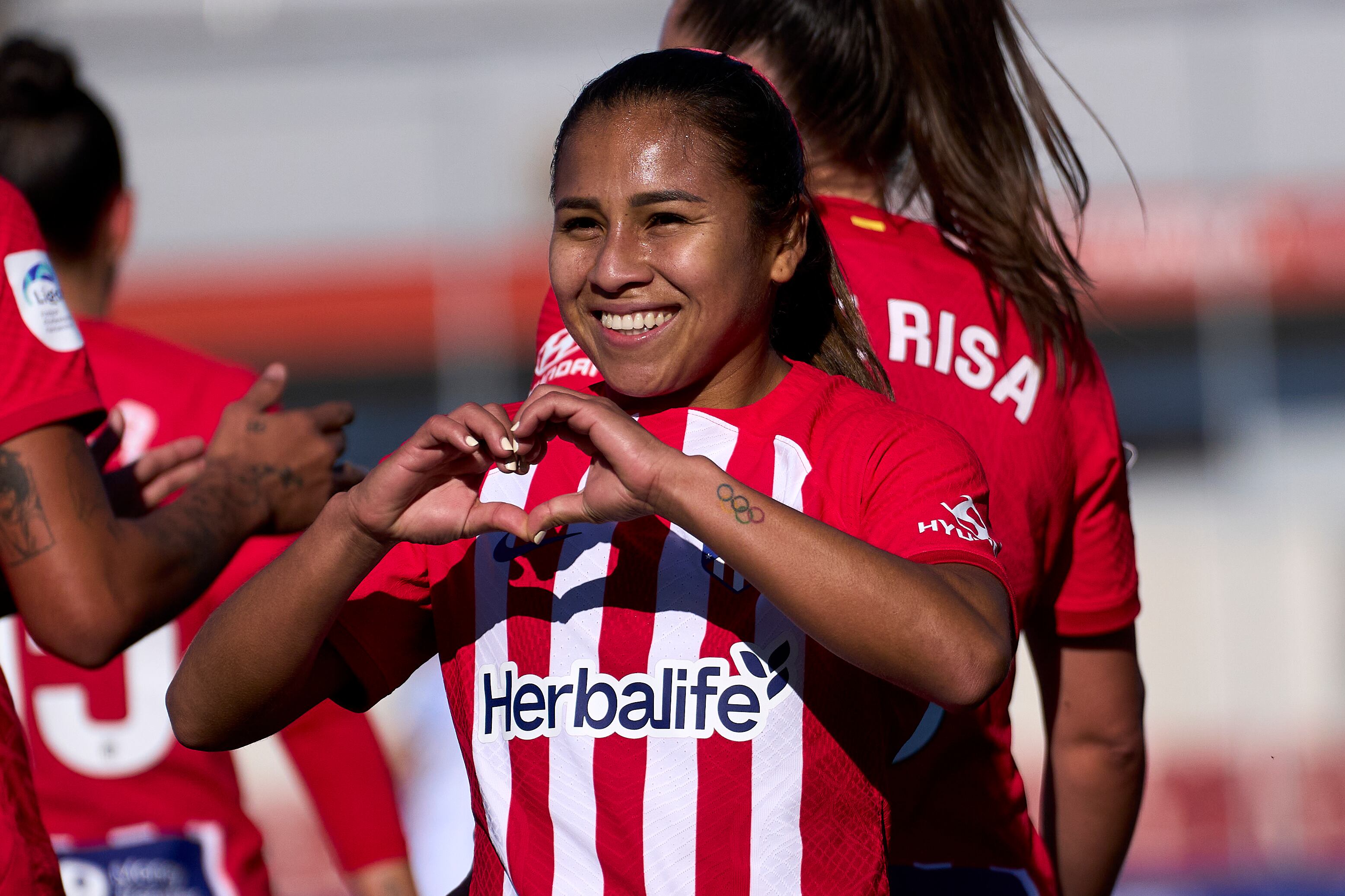 Leicy Santos celebrando el gol anotado frente a la Real Sociedad. (Photo by Diego Souto/Getty Images)