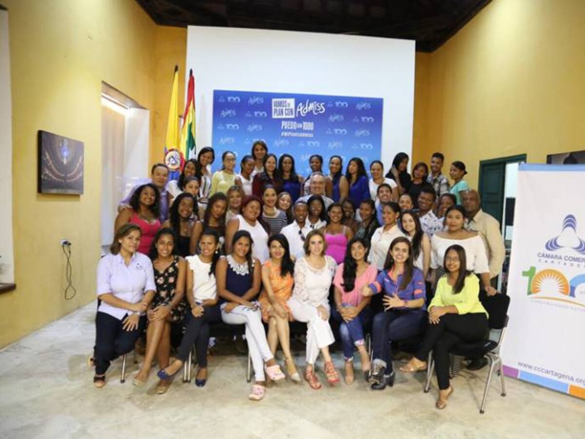 Admiss y CCC realizó entrega de capital semilla para 44 jóvenes Cartageneros