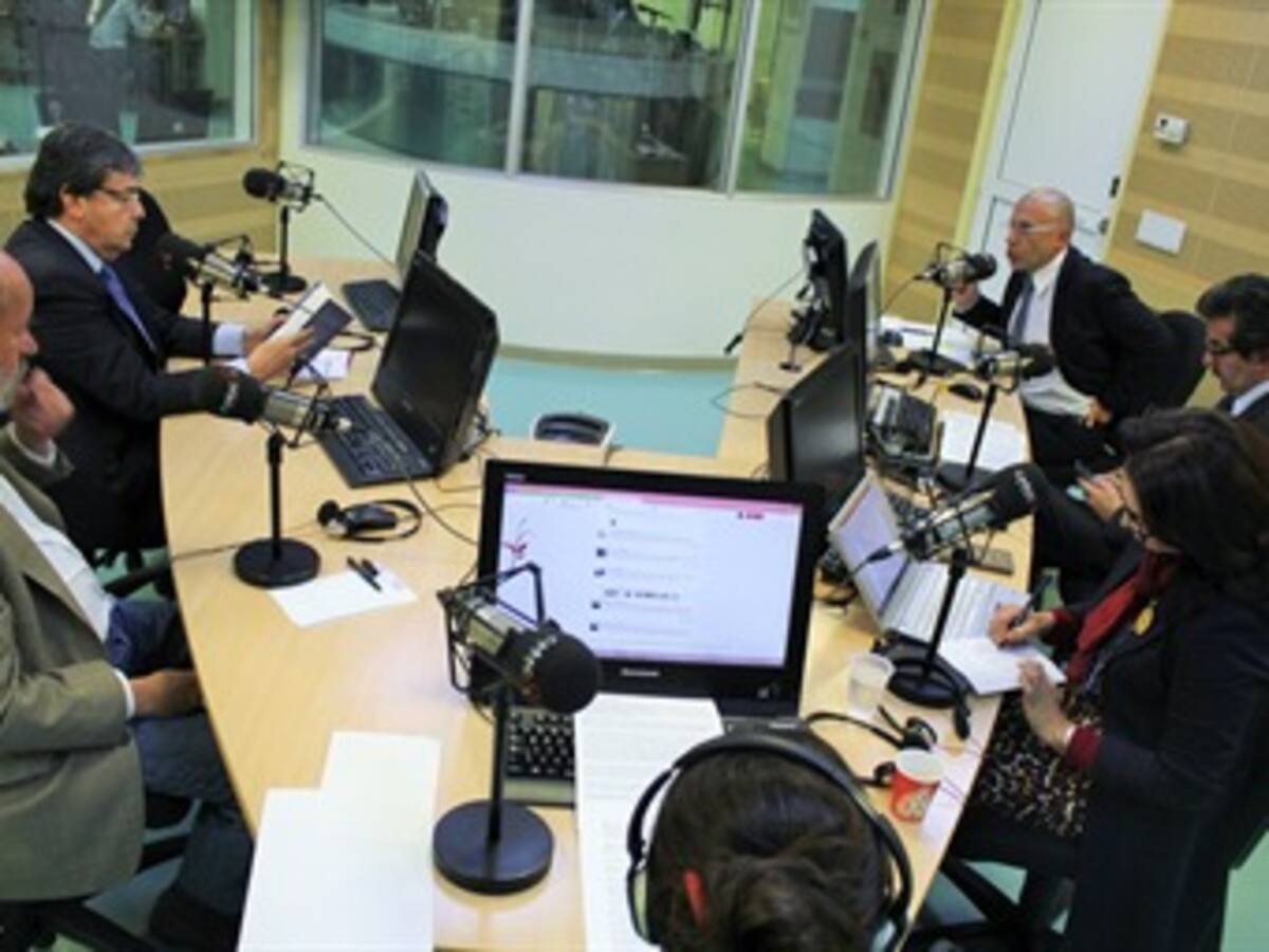 Panelistas del 9 de diciembre en Hora 20