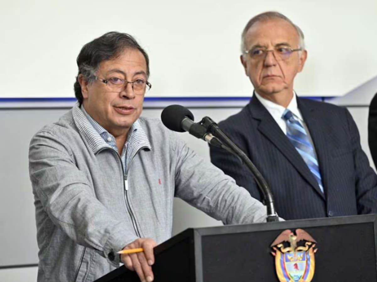 Gobierno impone condición al EMC para dialogar: Tiene que dejar el narcotráfico