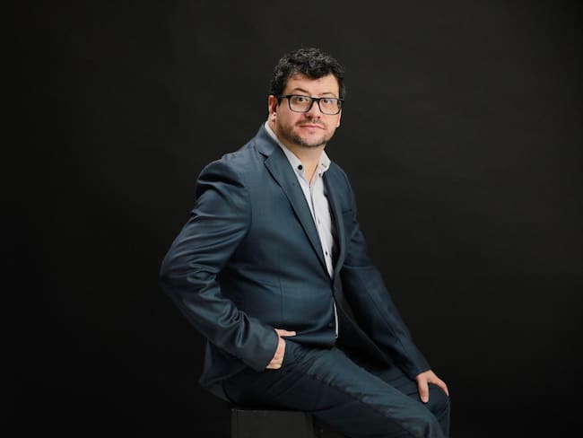 Su primer contacto con el mundo digital no fue en un laboratorio ni en un aula universitaria, sino en la sala de su casa, junto a su padre