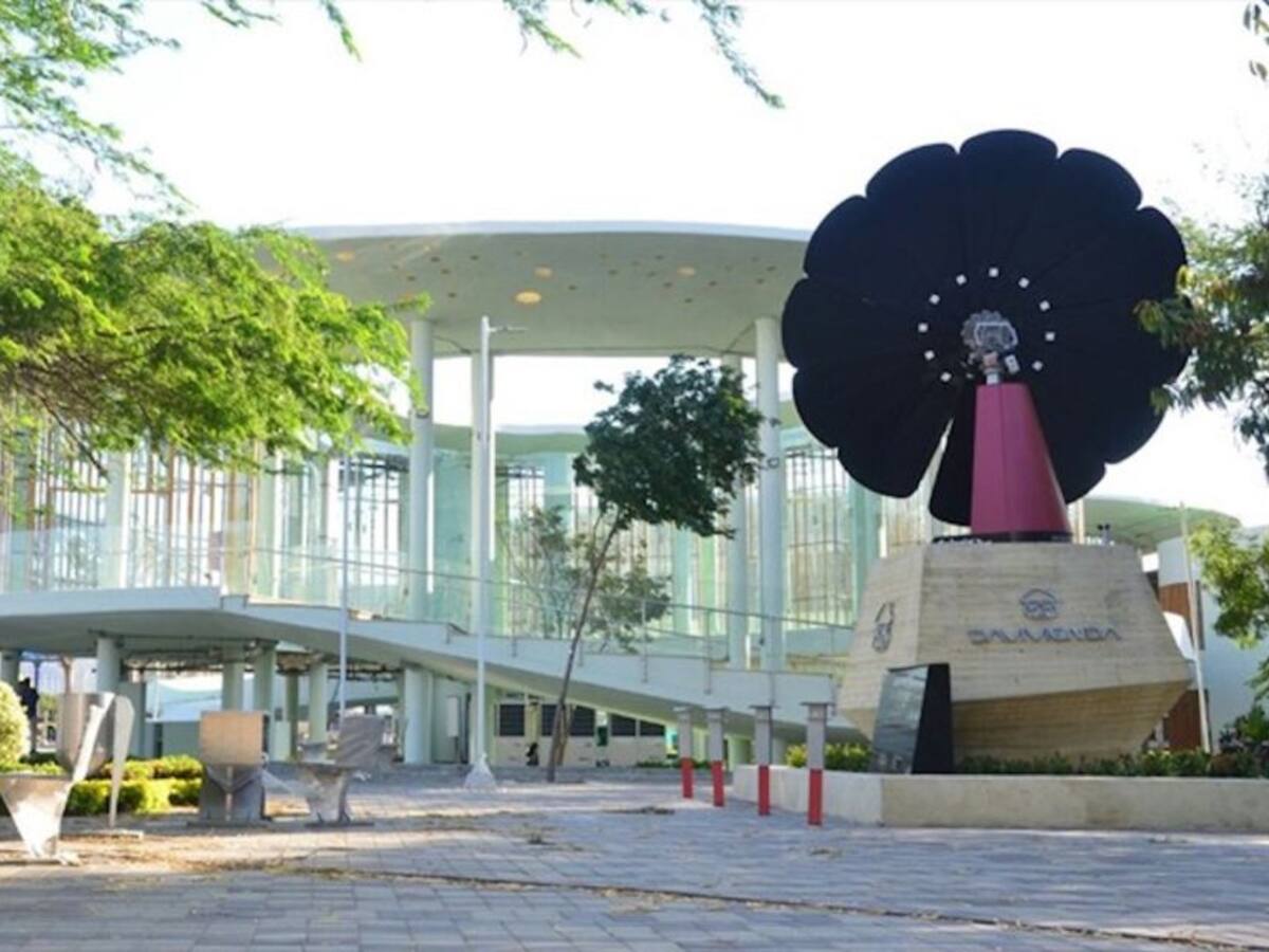 Entrega de la Megabiblioteca en Santa Marta será postergada una vez más