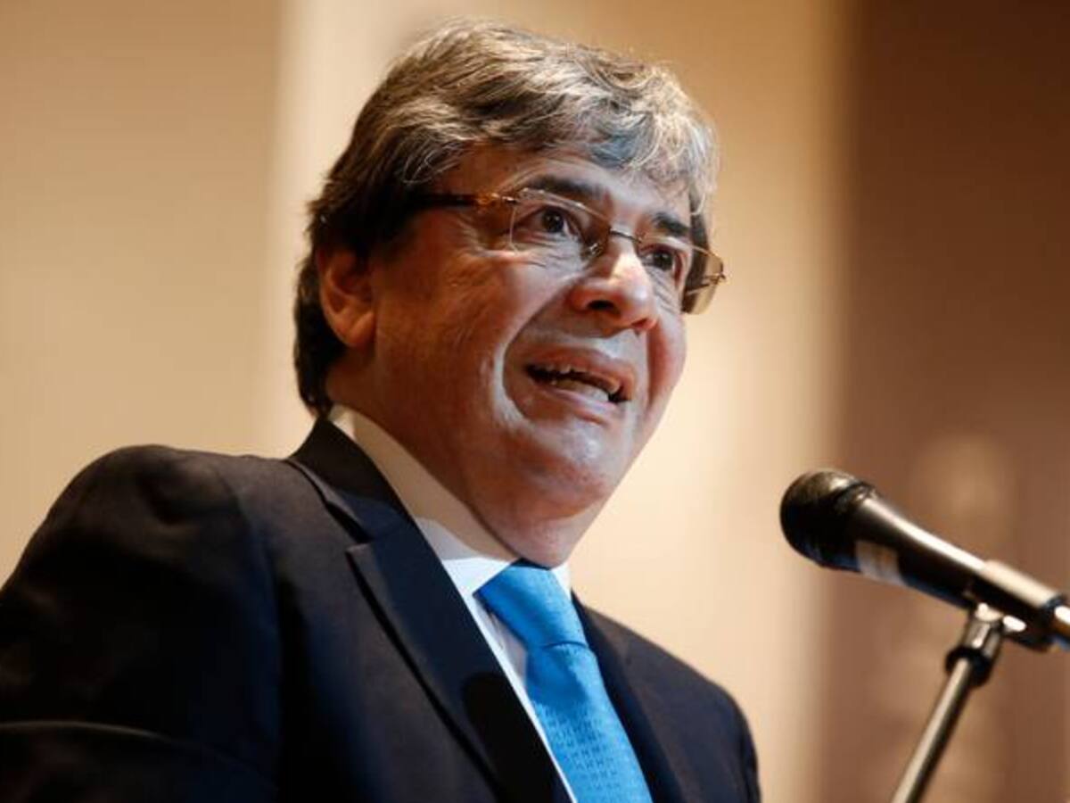 El No es el camino hacia la paz: Carlos Holmes