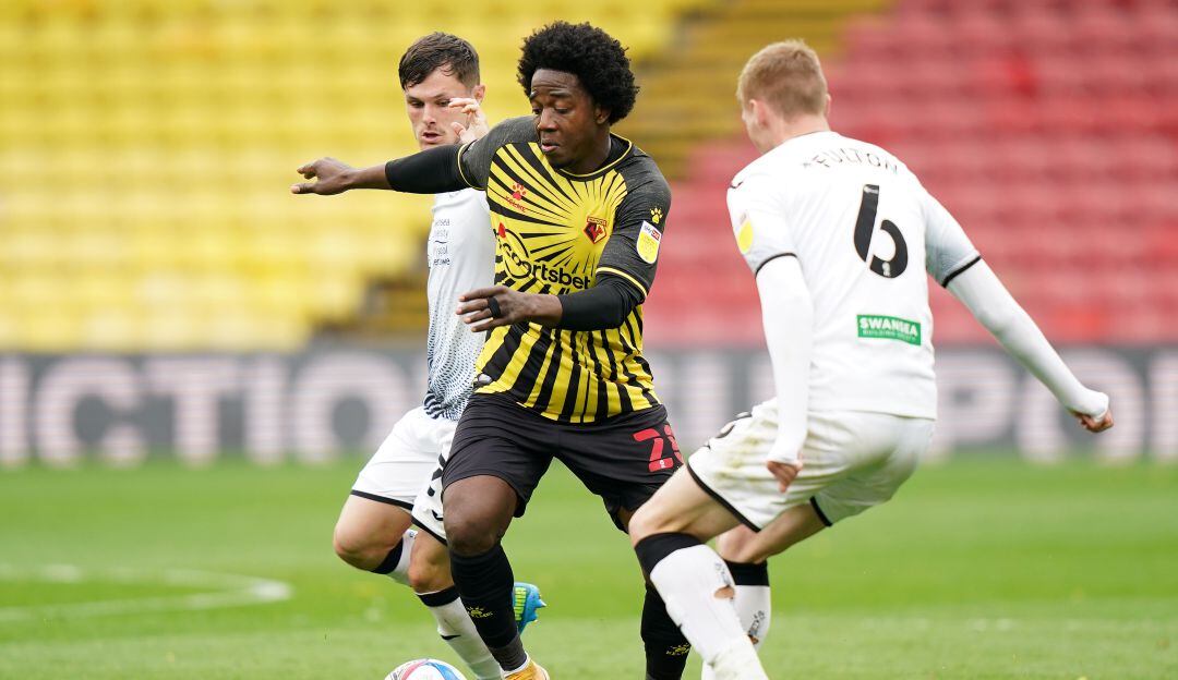 Carlos Sánchez se va del Watford FC tras conseguir el ascenso